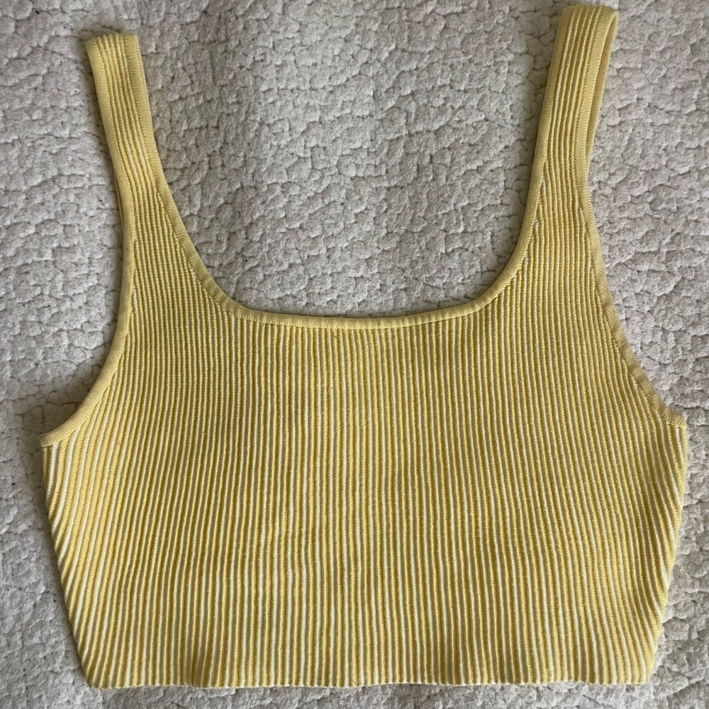 Aritzia babaton sculpt knot square neck cropped tank top
